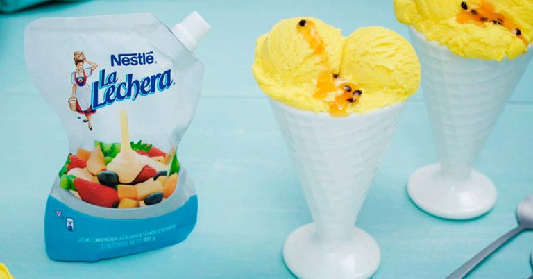 Esta receta de helado casero de maracuyá es una receta rápida y sencilla para crear un postre con mucho sabor