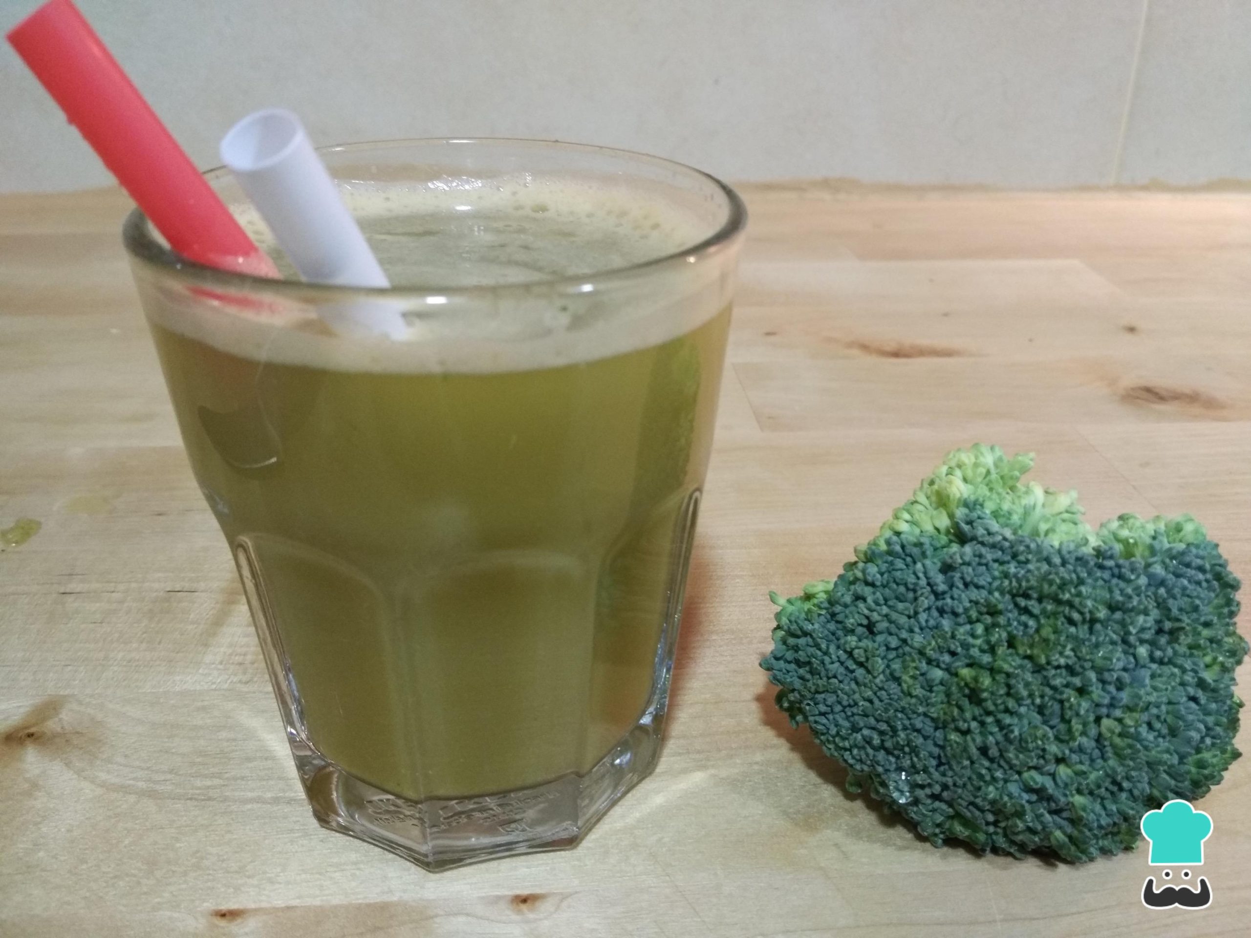 jugo verde de brocoli y pepino scaled